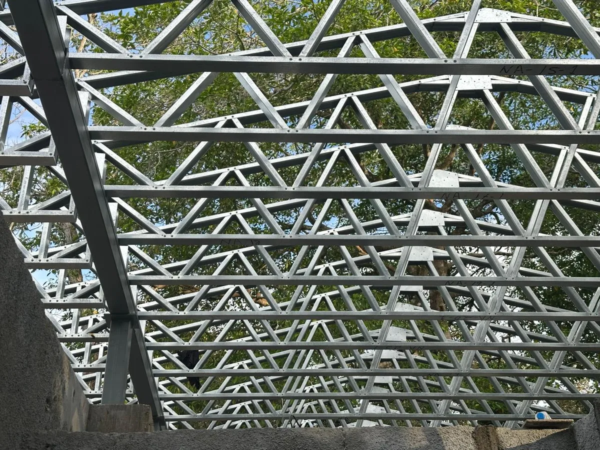 Steel roof truss · 19