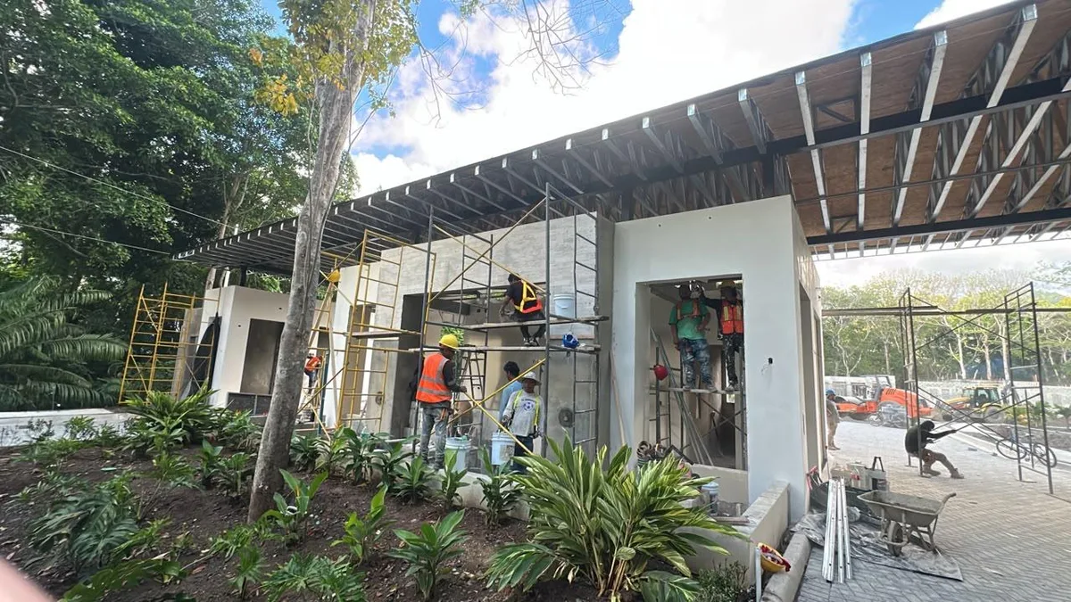 Steel roof truss · 21